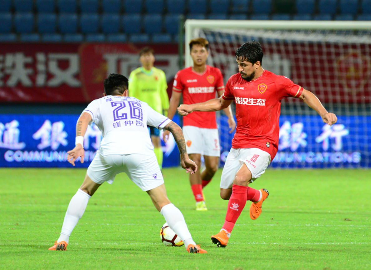 穆里奇停赛8场梅县要裁他吗？当然不！租个中超外援替鸡爷挺好的