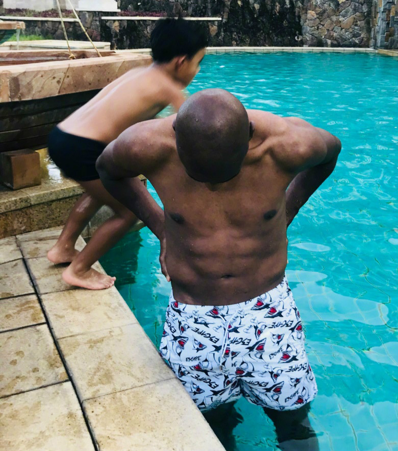 穆里奇停赛8场梅县要裁他吗？当然不！租个中超外援替鸡爷挺好的