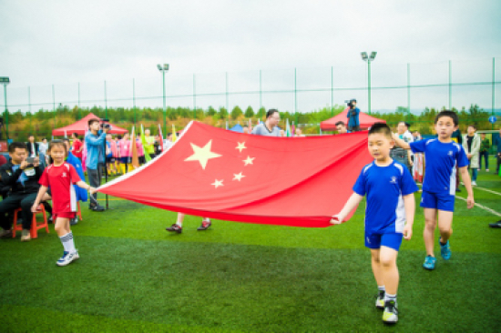 热血V盟为梦而战太原万科2018V盟社区杯足球联赛开幕