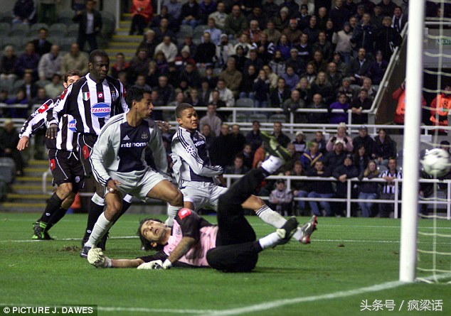 布冯尤文单场10次扑救,布冯告别尤文图斯名人致敬