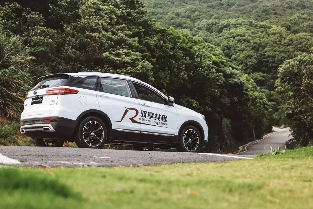 一汽奔腾r9试驾视频,一汽奔腾r9介绍