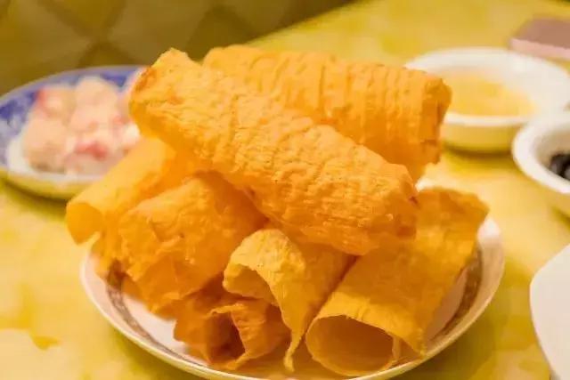 正宗佛跳墙鱼翅捞饭,佛跳墙鱼翅捞饭视频