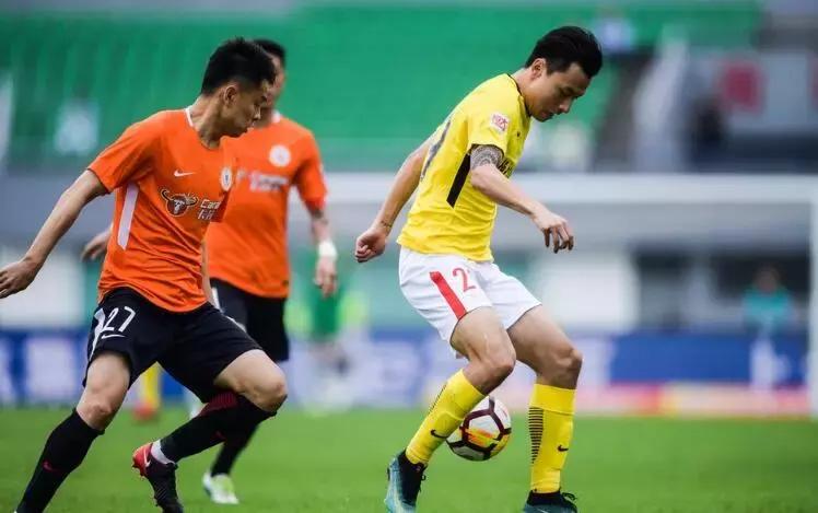 恒大0:2升班马,球迷炮轰卡纳瓦罗:你有什么资格当恒大主帅?