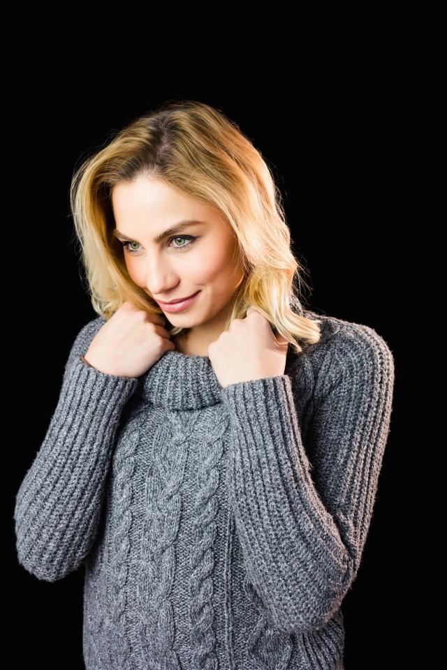 高领子毛衣太大改小的针法妙招,针织毛衣大了还有必要改小吗