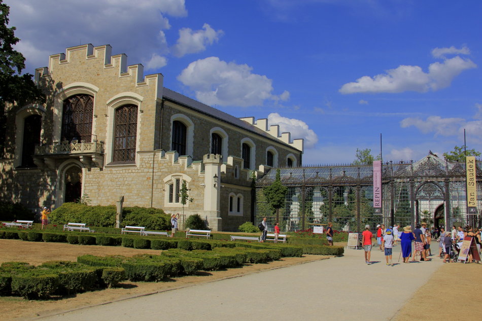 捷克斯洛伐克庆祝五一劳动节,斯洛伐克建交多少周年