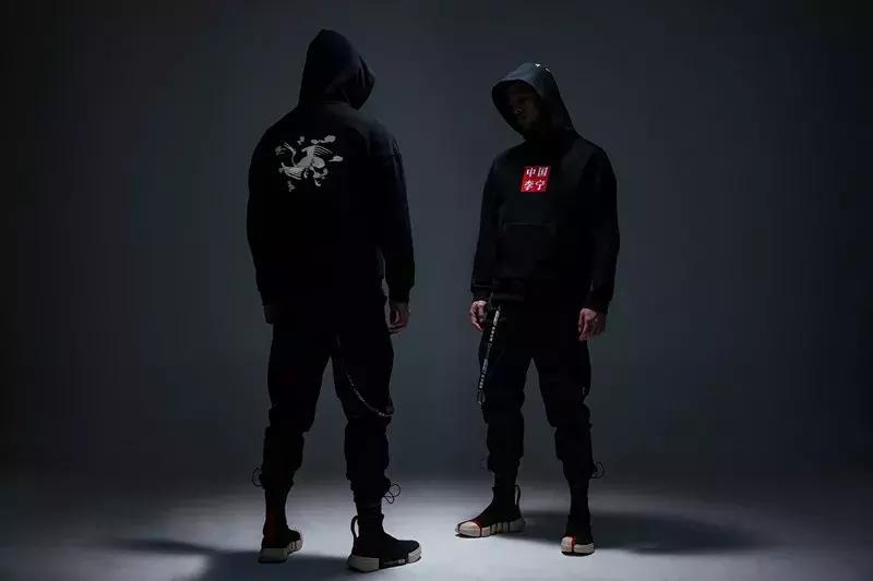 以后装逼就说我穿李宁的时候，你还在穿阿迪耐克