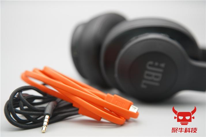 jble55bt耳机转轴,JBLE55BT耳机拆解