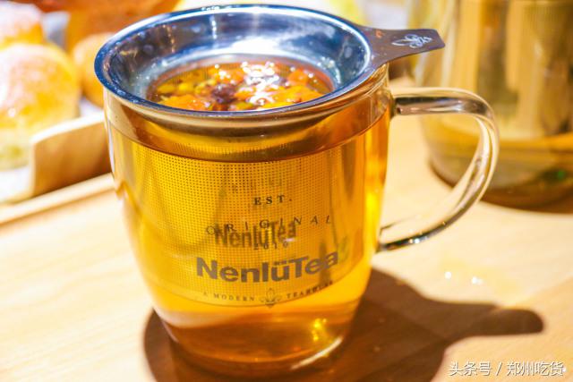 网红茶饮的鼻祖级大佬来熙地港啦，还有买一赠一！