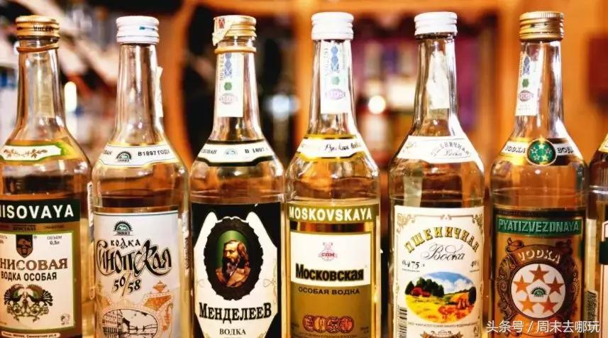 去了夏威夷才知道女人不用穿bra,去了斐济才知道,男人不爱穿裤子