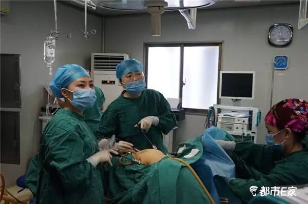 罕见!贵州29岁女子宫内宫外同时怀孕,致腹腔出血险丧命,幸亏……