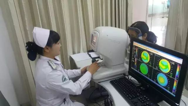 外伤眼睛肿了热敷还是冷敷好,眼睛上火肿了用冷敷还是热敷