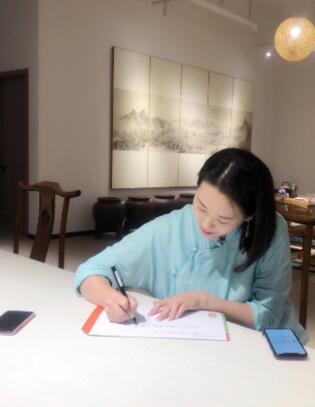 林依轮妻子为肿瘤病人捐发科目三,林依轮妻子为肿瘤捐款