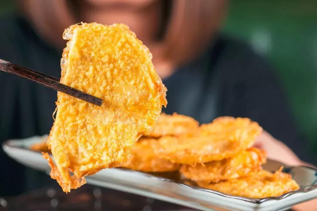 蛙哥被粉丝吊打的视频,网红蛙哥被打