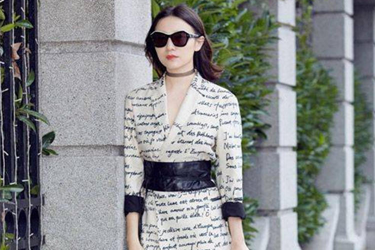 白西装的六种搭配法,白西装搭配各种穿法