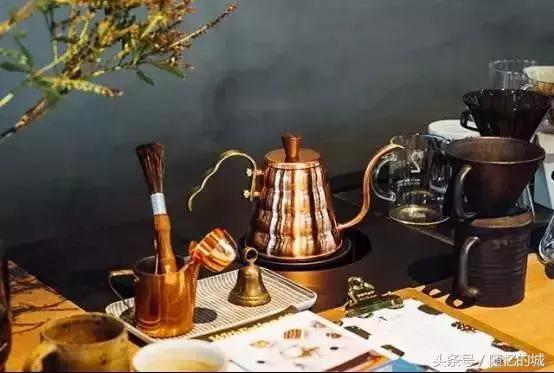 除了挖走北上广的年轻人，杭州还要掏空他们的钱包