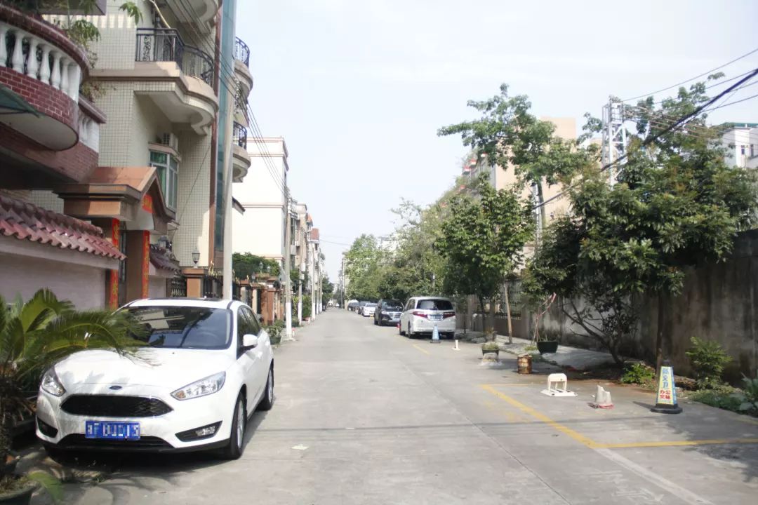 番禺|桥南这个别墅小区黑灯瞎火12年!最近终于走向“光明”