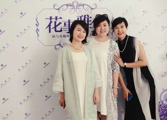 相与名姝绝世争艳世上风流