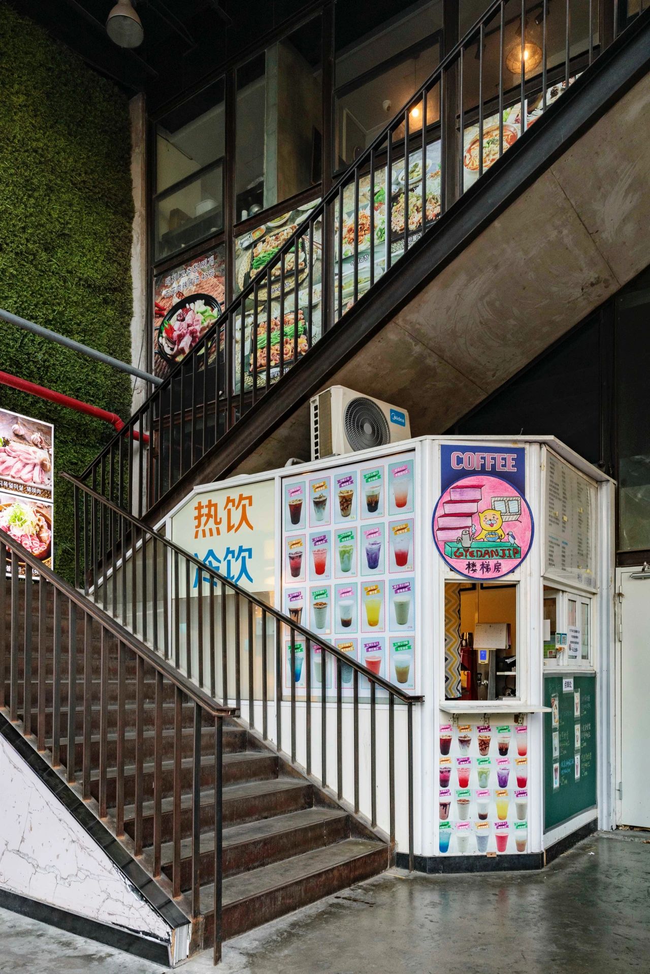 不出国就能吃到正宗韩料,不出国就能吃到正宗的韩国料理