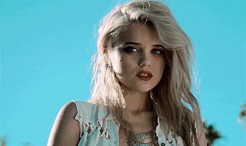 夏季补水保湿好用的化妆品 (夏季游泳防水化妆品推荐)