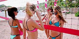 平价泳衣大方高贵,泳衣好穿又好看