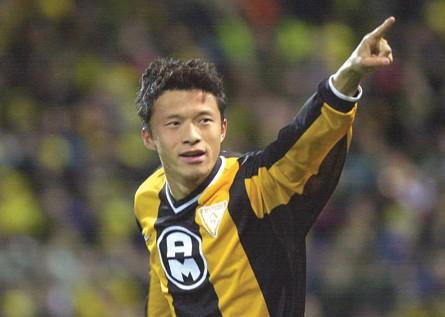 勇闯欧足坛的4大国脚：范志毅加冕水晶队长，孙继海被赞最佳引援