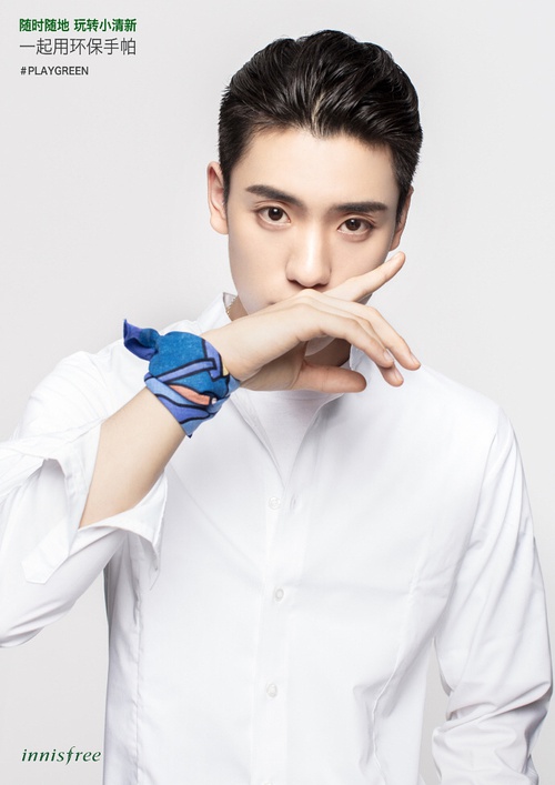 九子新海报好有型，虽然我超pick蔡徐坤，但这组明显小鬼赢了好嘛