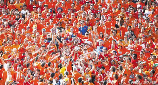 齐达内勺子点球是运气还是技术,齐达内头槌马特拉齐完整版