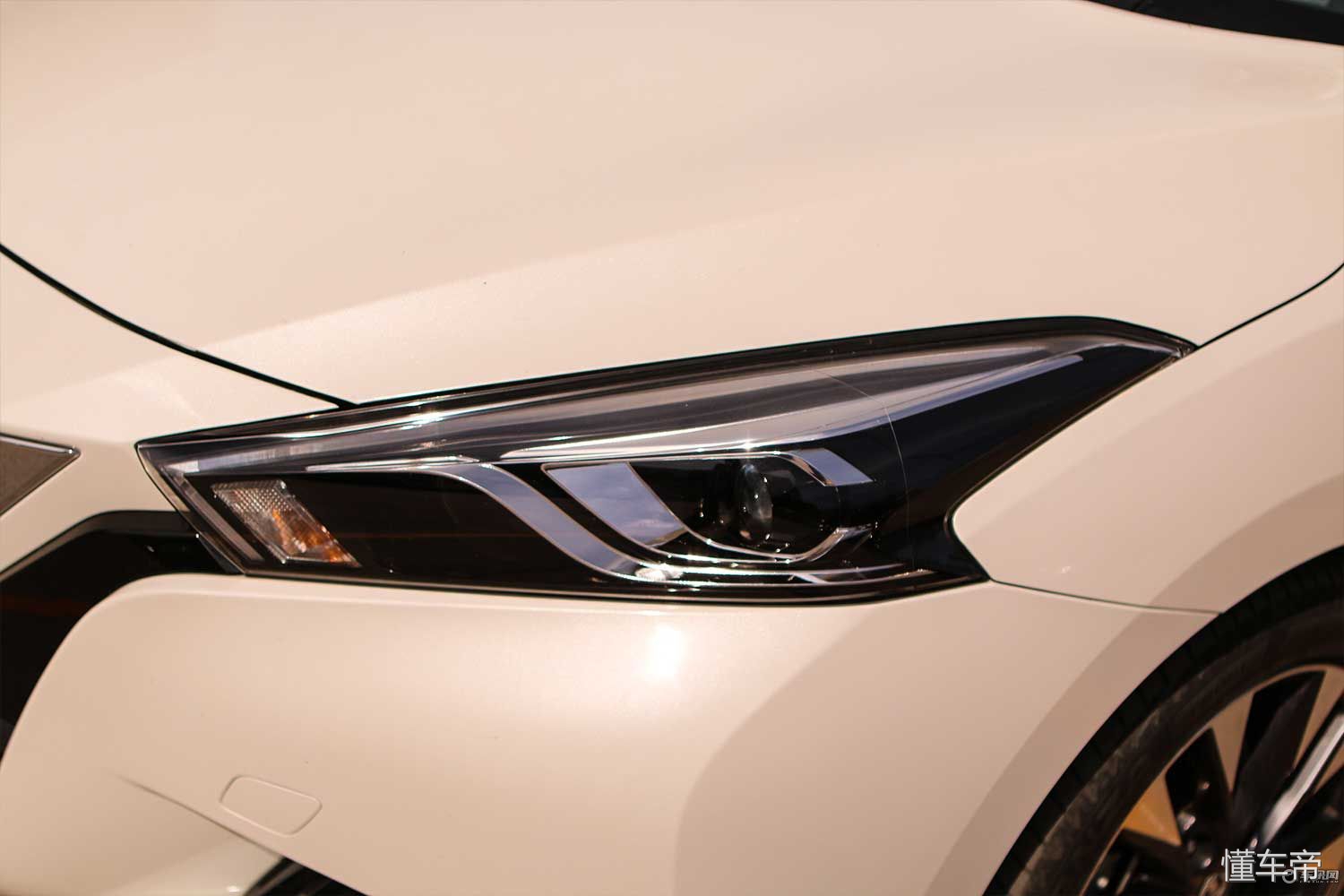 蓝鸟原厂音响调节最佳效果,2018款日产蓝鸟车基本常识