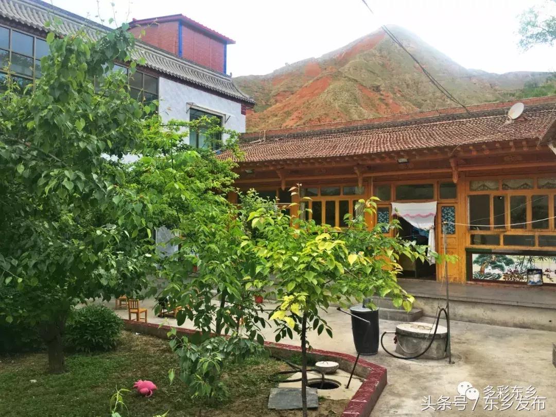 临夏东乡：一家三代*产党共**员的为民情怀