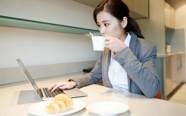 流量*党**来教你如何用“神器”阿里宝卡省钱