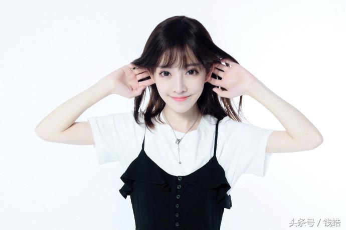 虎牙斗鱼直播,现在斗鱼直播谁最牛逼