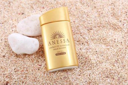 安耐晒防晒霜真实测评,12款安耐晒防晒霜你选对了吗