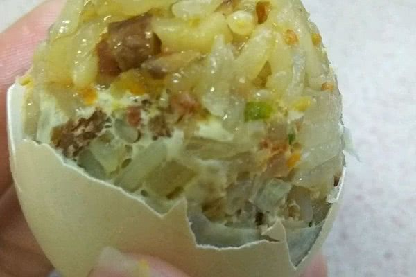 糯米蛋摆摊多少钱一个,卖糯米蛋三个十块钱