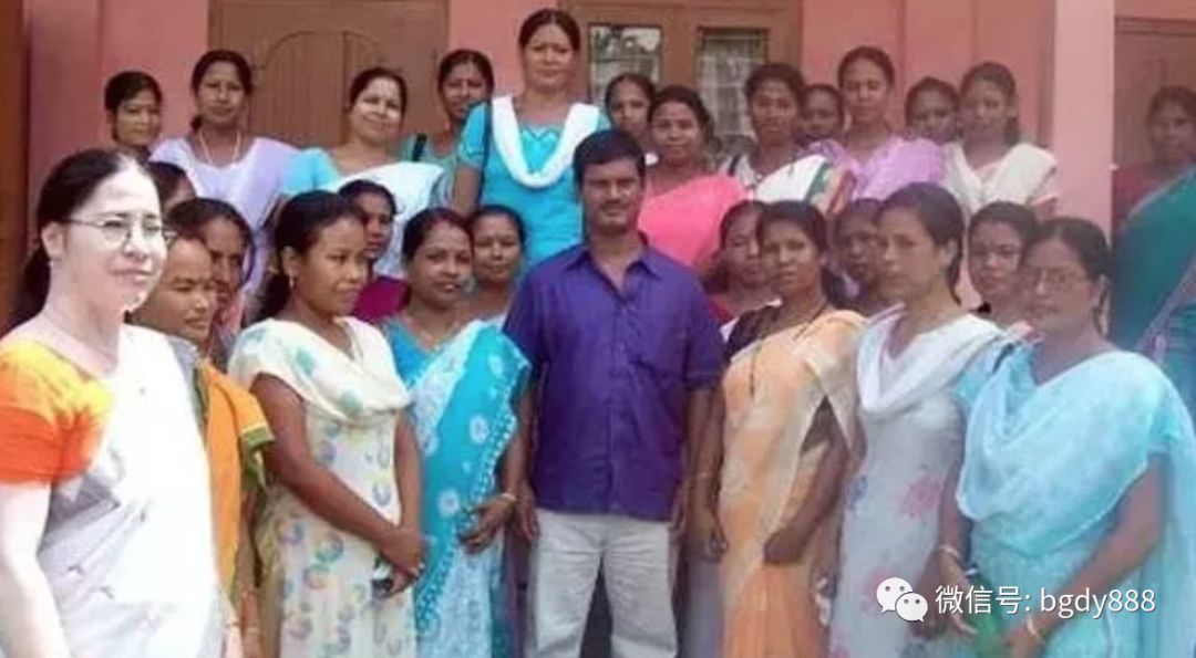 印度讲述发明卫生巾的电影,印度造卫生巾的电影