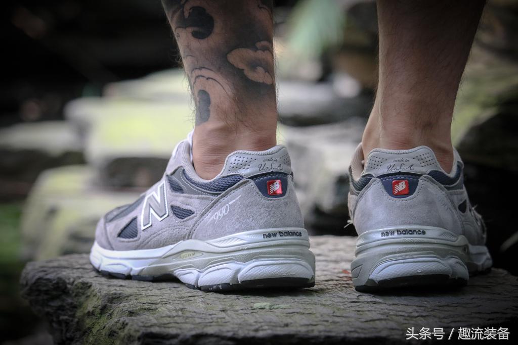 nb990v3带v3标和不带的区别,nb990和990v4有什么区别