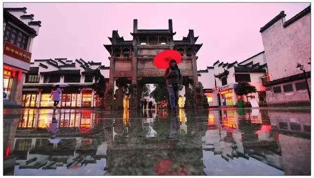 暴雨后的黄山美景如同仙境,下雨天的黄山美吗
