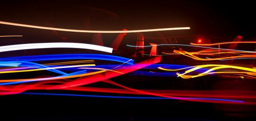 航母夜间打开探照灯,航母夜间起舞