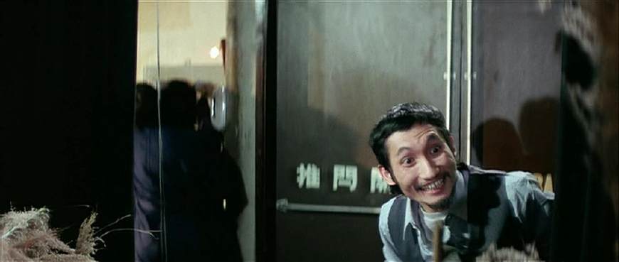 他将周星驰、成龙、李小龙踩在脚下,有例为证!