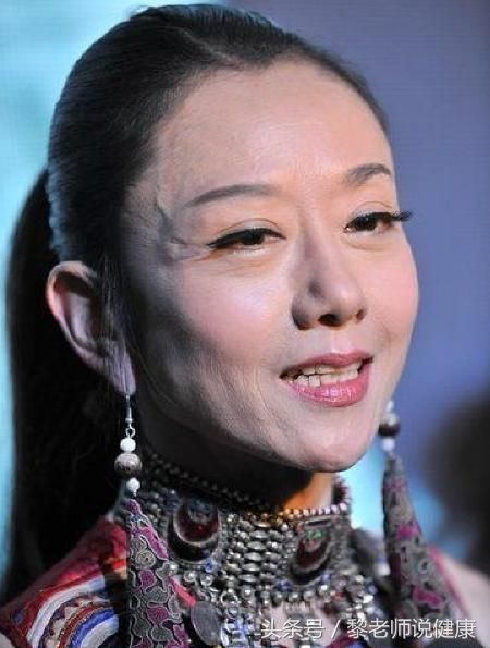 青筋很明显意味着什么,青筋凸起真的有人手会青筋暴起吗