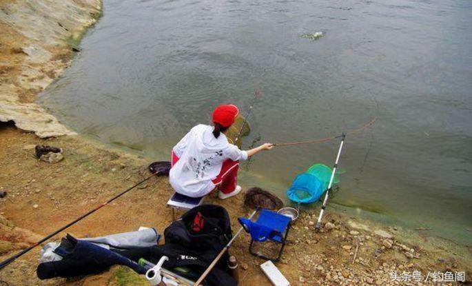 鱼竿越贵越能钓大鱼吗,鱼竿是不是越便宜越重