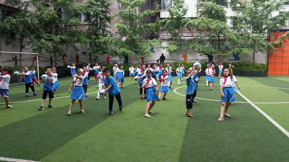 庆六一活动完美收官,达州市通川区八小庆六一演出视频