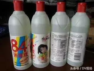 八旬老太脚趾溃破、发黑，皆因治脚气时用这个泡脚！