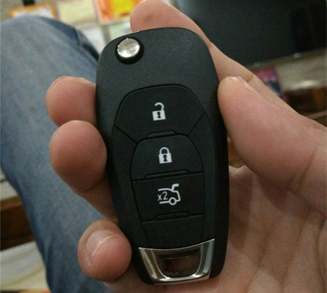 科鲁兹09-14车祸现场,科鲁兹1.4事故车