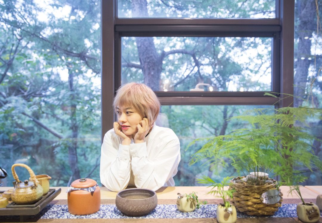 他找来浙大团队,用茶研发洗护用品,成了日本人都在代购的新国货