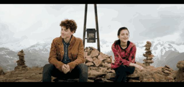 这部简简单单的00后电影，才90分钟就已经甜到犯规！