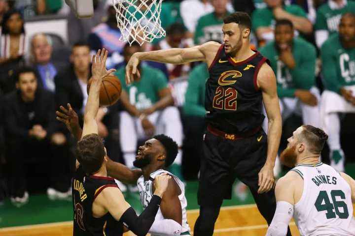 骑士1-3逆转勇士抢7全过程,骑士为什么能4比3逆转勇士