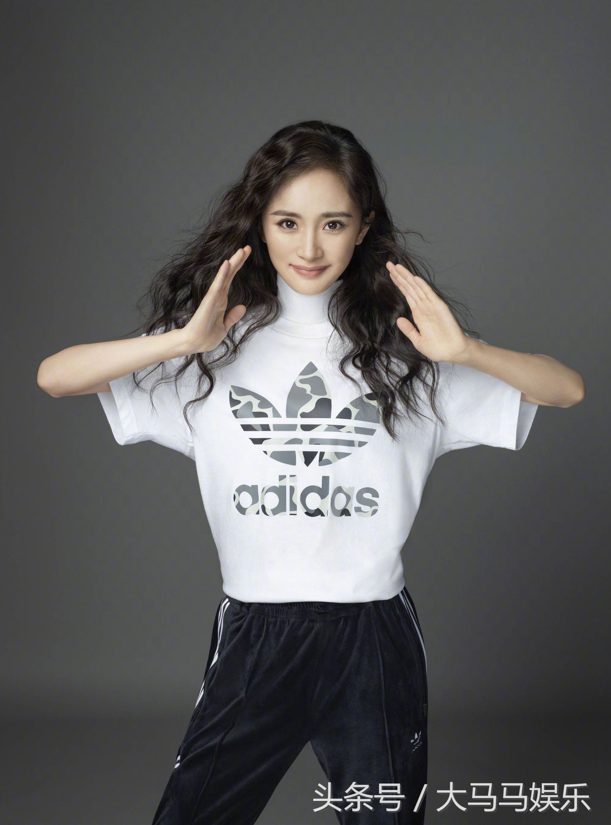 易烊千玺迪丽热巴广告,迪丽热巴和易烊千玺演古装戏