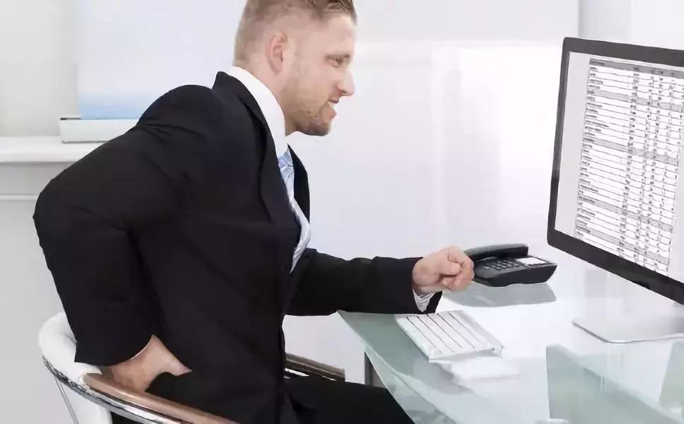 健康科普这些动作比跑步更伤膝,一个动作不伤膝盖等于慢跑一小时