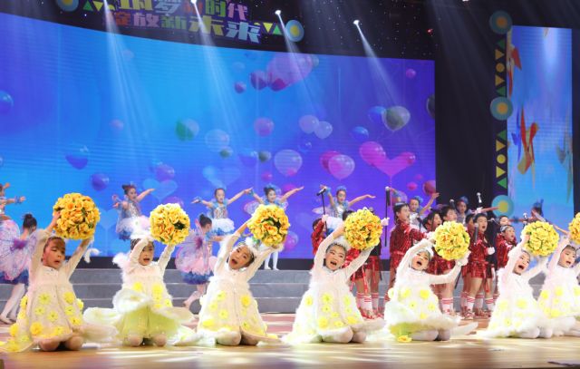 江西少儿频道六一儿童节表演,庆六一儿童节精彩演出