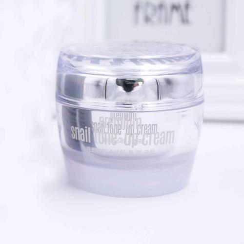 素颜霜看起来假白吗,素颜霜哪种比较自然好用